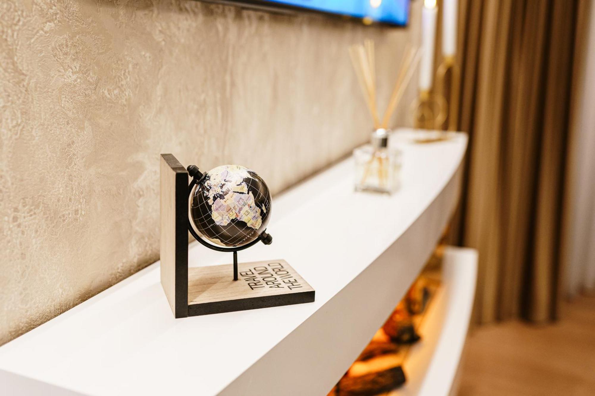 Prestige Aparthotel Brasov Ngoại thất bức ảnh