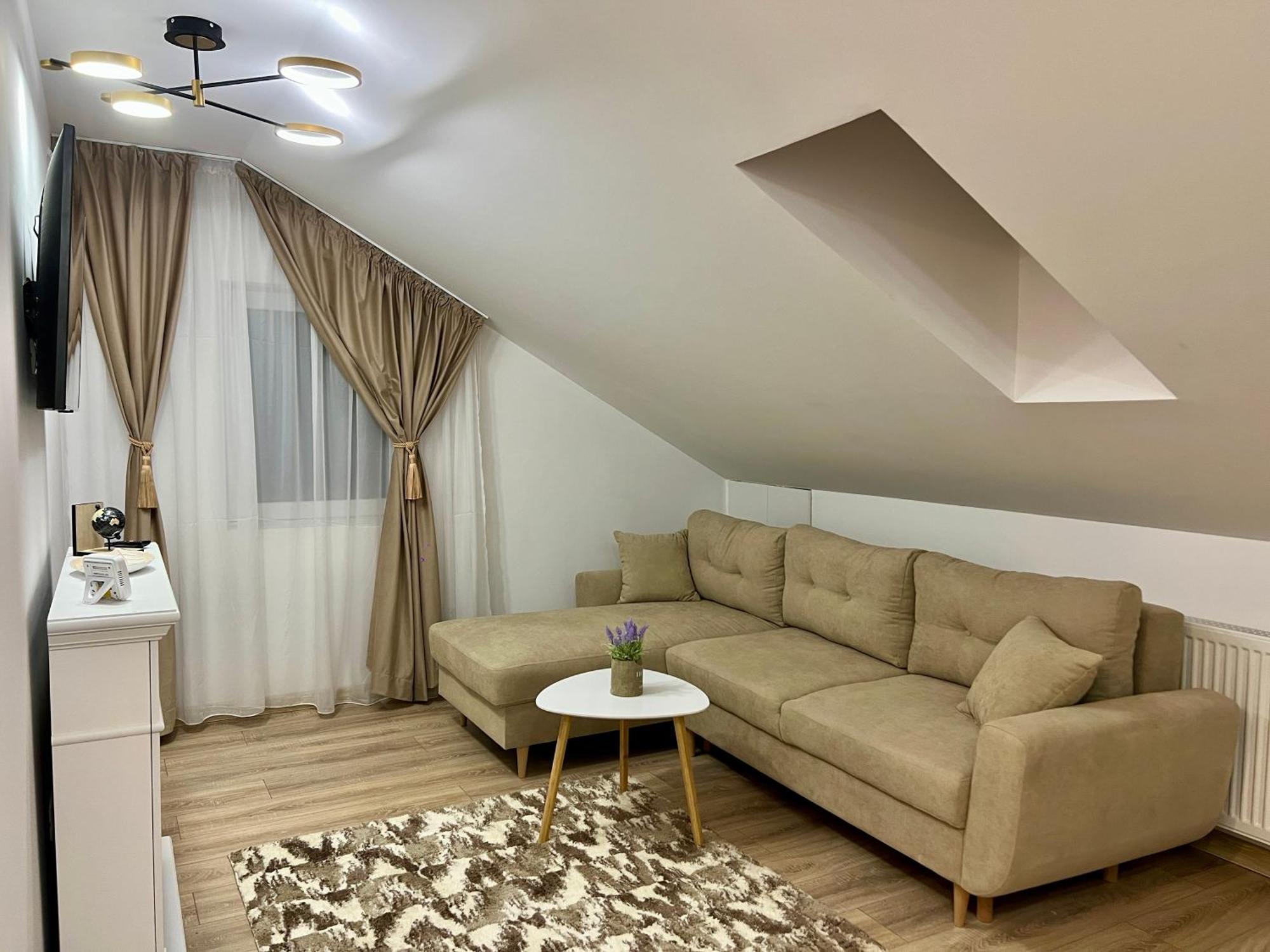 Prestige Aparthotel Brasov Ngoại thất bức ảnh